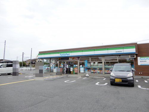 ファミリーマート川越笠幡駅東店の画像