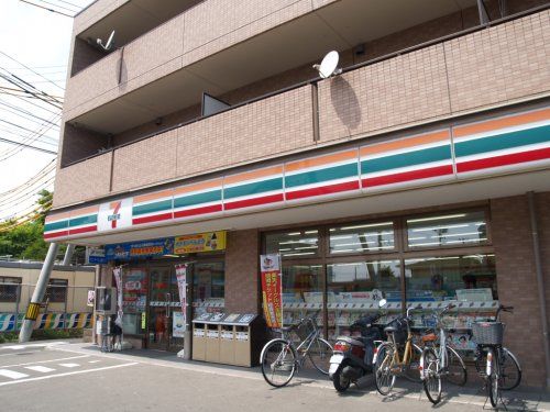 セブンイレブン 仙台一高前店の画像