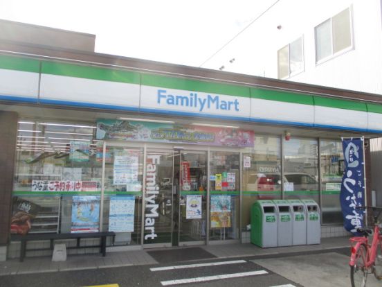 ファミリーマート 南津守五丁目店の画像