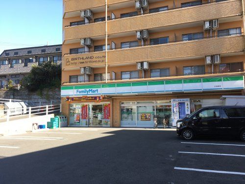 ファミリーマート 小松島店の画像