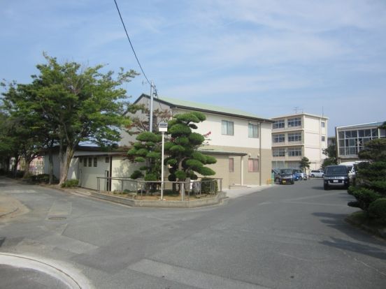 浜松市立広沢小学校の画像