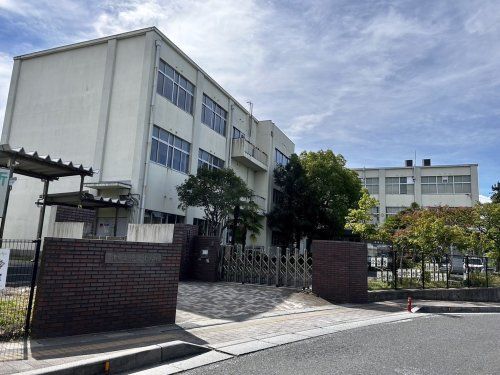 草津市立老上小学校の画像