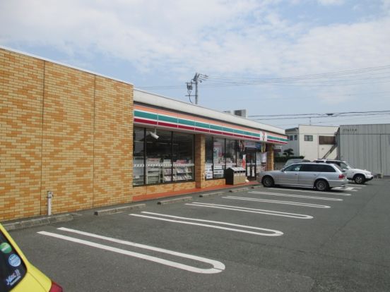 セブンイレブン西山町店の画像