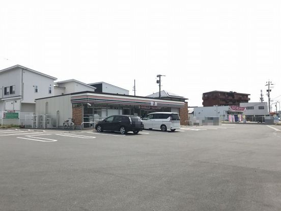 セブンイレブン 各務原川島河田町店の画像