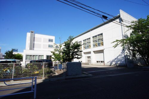 新潟市立南万代小学校の画像