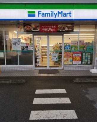 ファミリーマート三田店の画像