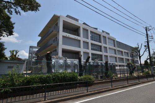 尼崎市立 難波の梅小学校の画像