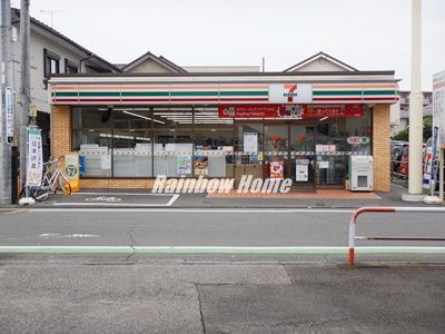 セブンイレブン 鶴ヶ島駅東口店の画像