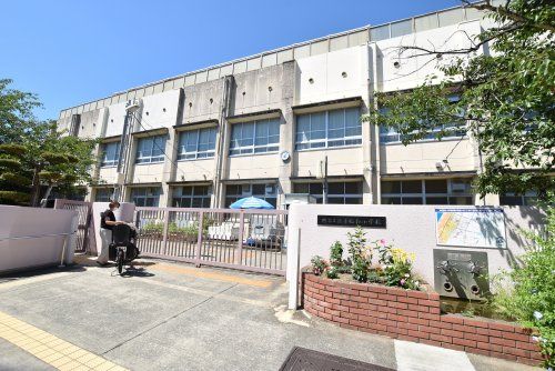 堺市立浜寺昭和小学校の画像