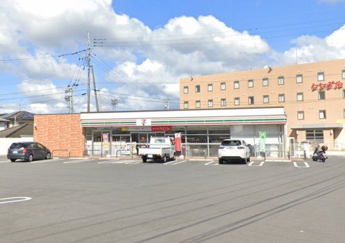 セブンイレブン 熊本四方寄町店の画像