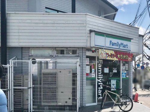 ファミリーマート賀茂大橋店の画像