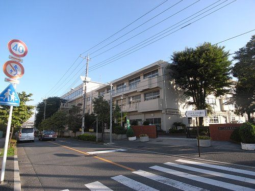 さいたま市立尾間木小学校の画像