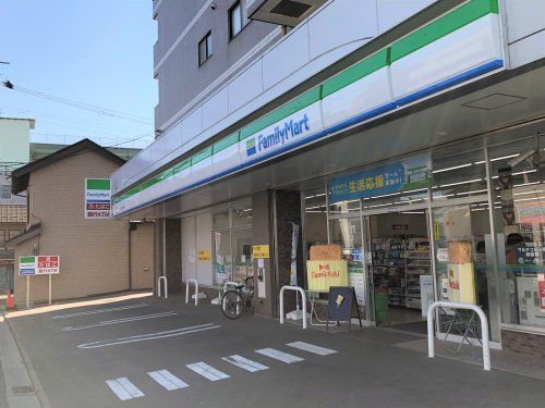 ファミリーマート 仙台穀町店の画像