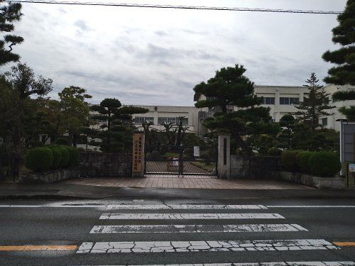 袋井東小学校の画像