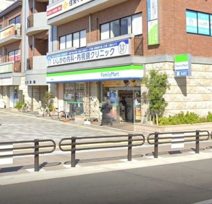 ファミリーマート JR鳳駅前店の画像