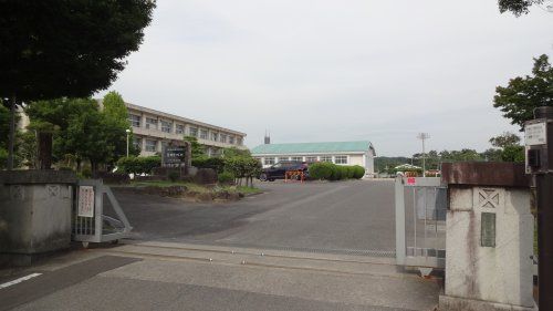 岡崎市立根石小学校の画像