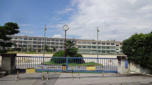 岡崎市立竜海中学校の画像