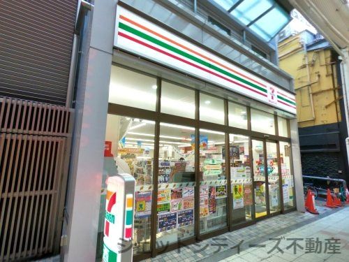 セブンイレブン ハートインヴィアイン梅田店の画像