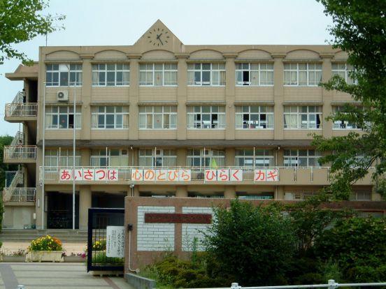 長坂小学校の画像