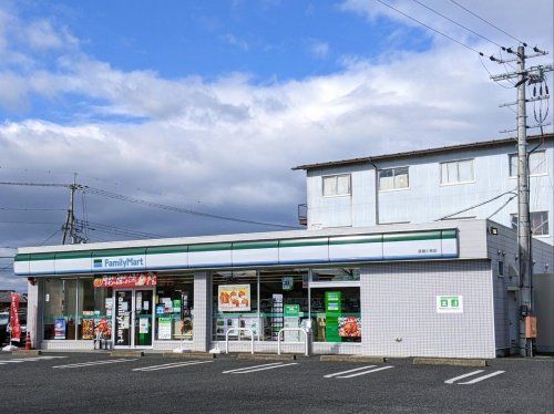 ファミリーマート 彦根小泉店の画像