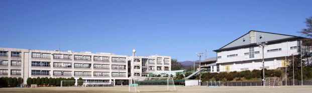 甲斐市立 双葉東小学校の画像