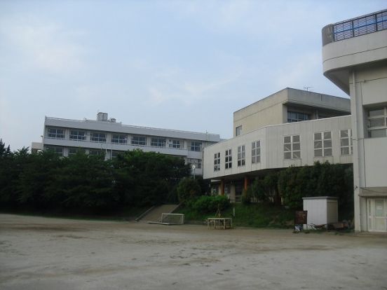 船橋市立金杉台中学校の画像