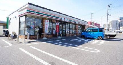 セブンイレブン 新潟本馬越店の画像