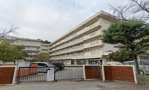 松戸市立和名ケ谷小学校の画像