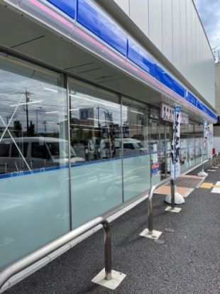 ローソン 東岩槻駅北口店の画像