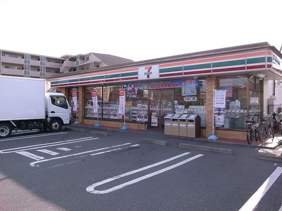 セブンイレブン 川崎坂戸2丁目店の画像