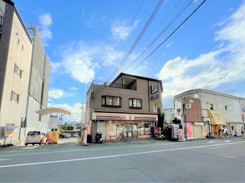 セブンイレブン 池田石橋1丁目店の画像