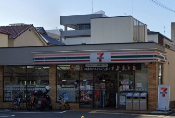 セブンイレブン 茨木舟木町東店の画像