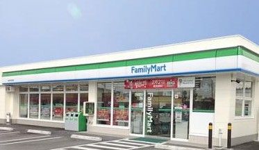 ファミリーマート 西六郷三丁目店の画像