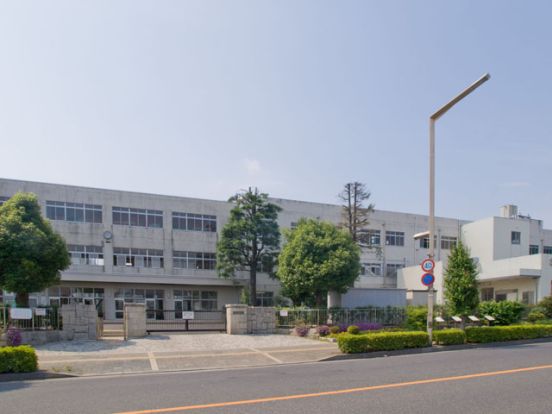 さいたま市立与野西中学校の画像