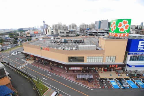 ライフ 東淡路店の画像