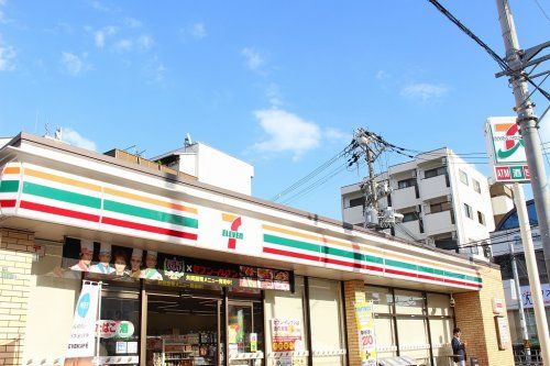 セブンイレブン 阪急下新庄駅前店の画像