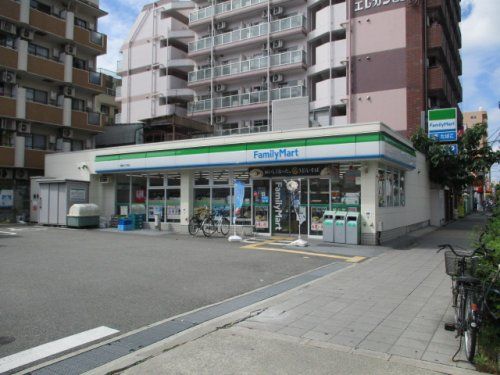 ファミリーマート 菅原七丁目店の画像