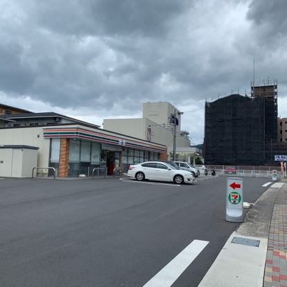 セブンイレブン 山科東野門口町店の画像
