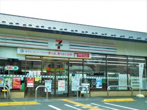 セブンイレブン 京都山科百々町店の画像