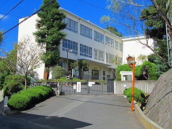 奈良教育大学附属中学校の画像