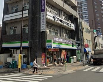 ファミリーマート 墨田東あずま駅前店の画像