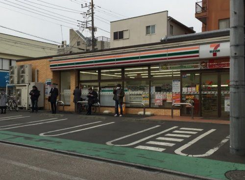 セブンイレブン　相模原東林間五丁目店の画像