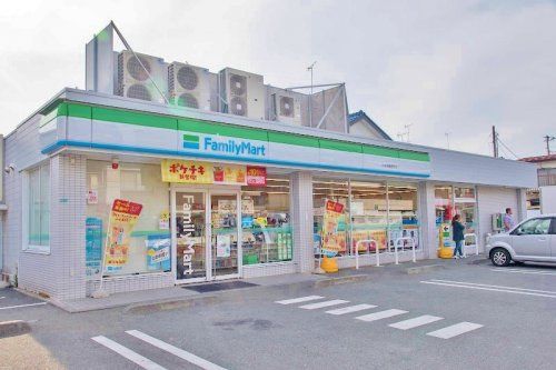 ファミリーマート 小平学園西町店の画像