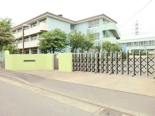 戸田小学校の画像