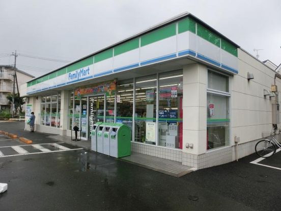 ファミリーマート　町田三輪町店の画像