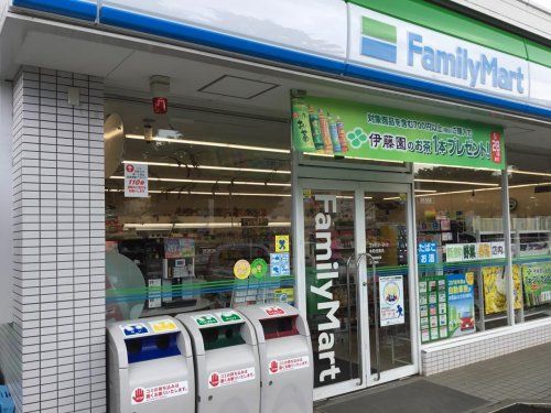 ファミリーマート　本町田南店の画像