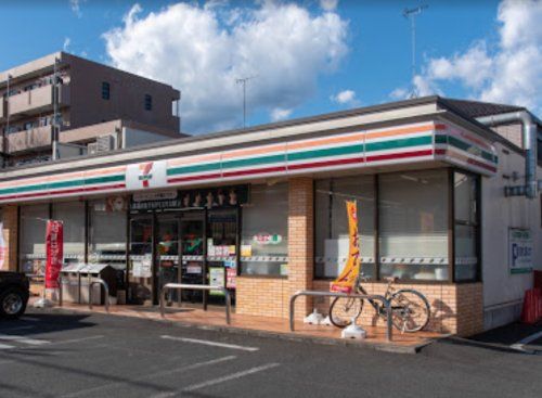 セブンイレブン　八王子陵南店の画像