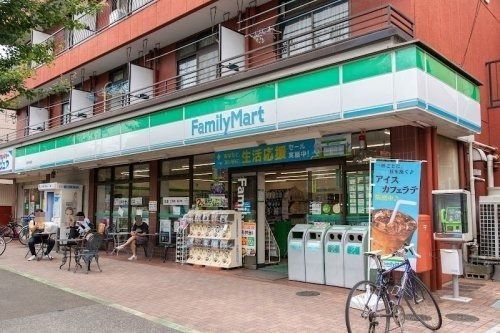 ファミリーマート 西東京東町六丁目店の画像