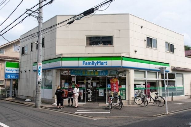 ファミリーマート ひばりヶ丘駅東店の画像