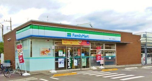 ファミリーマート 東村山八坂駅前店の画像